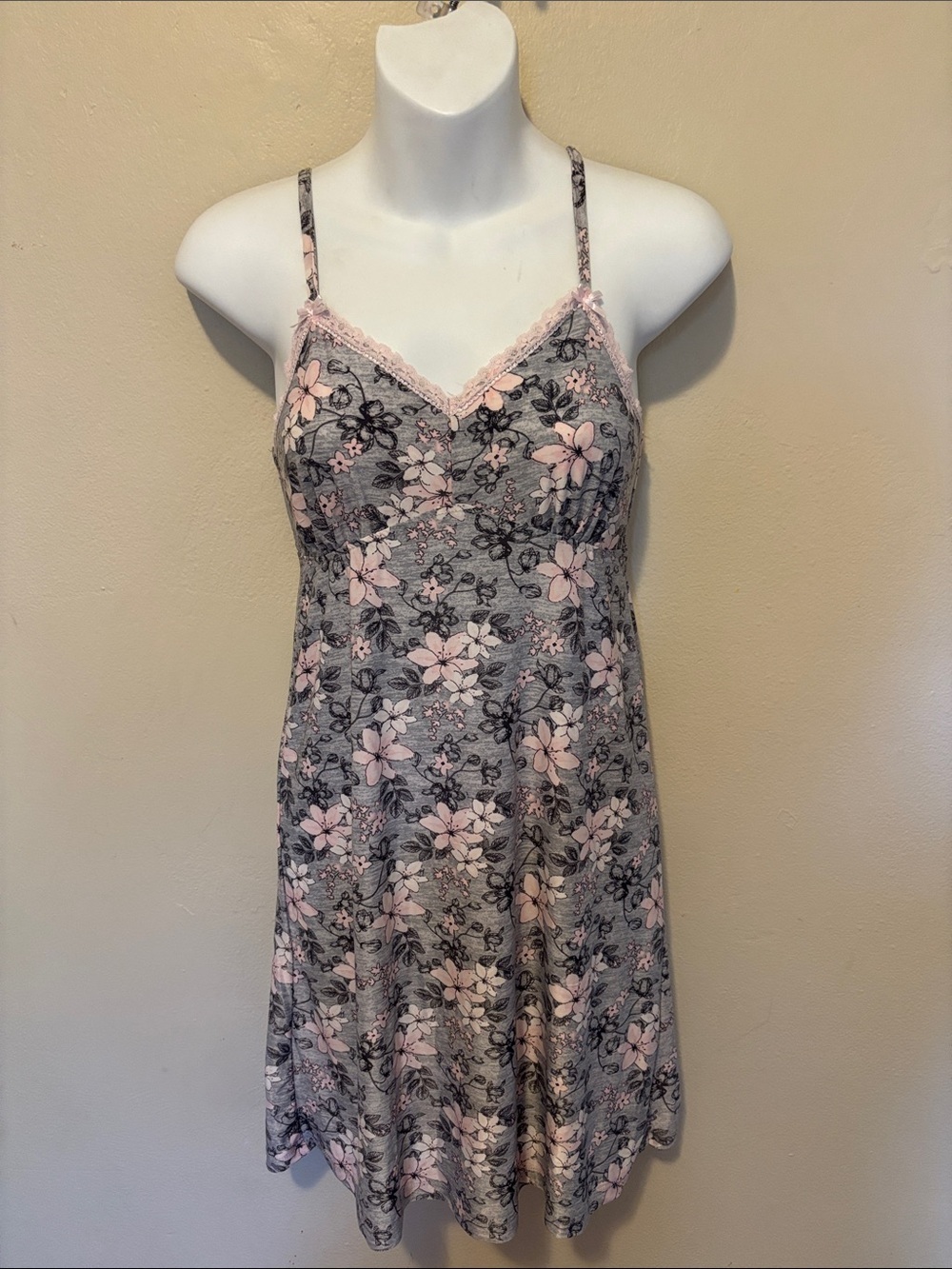 Rene Rofe Pink & Gray Floral Lace-Trim Chemise